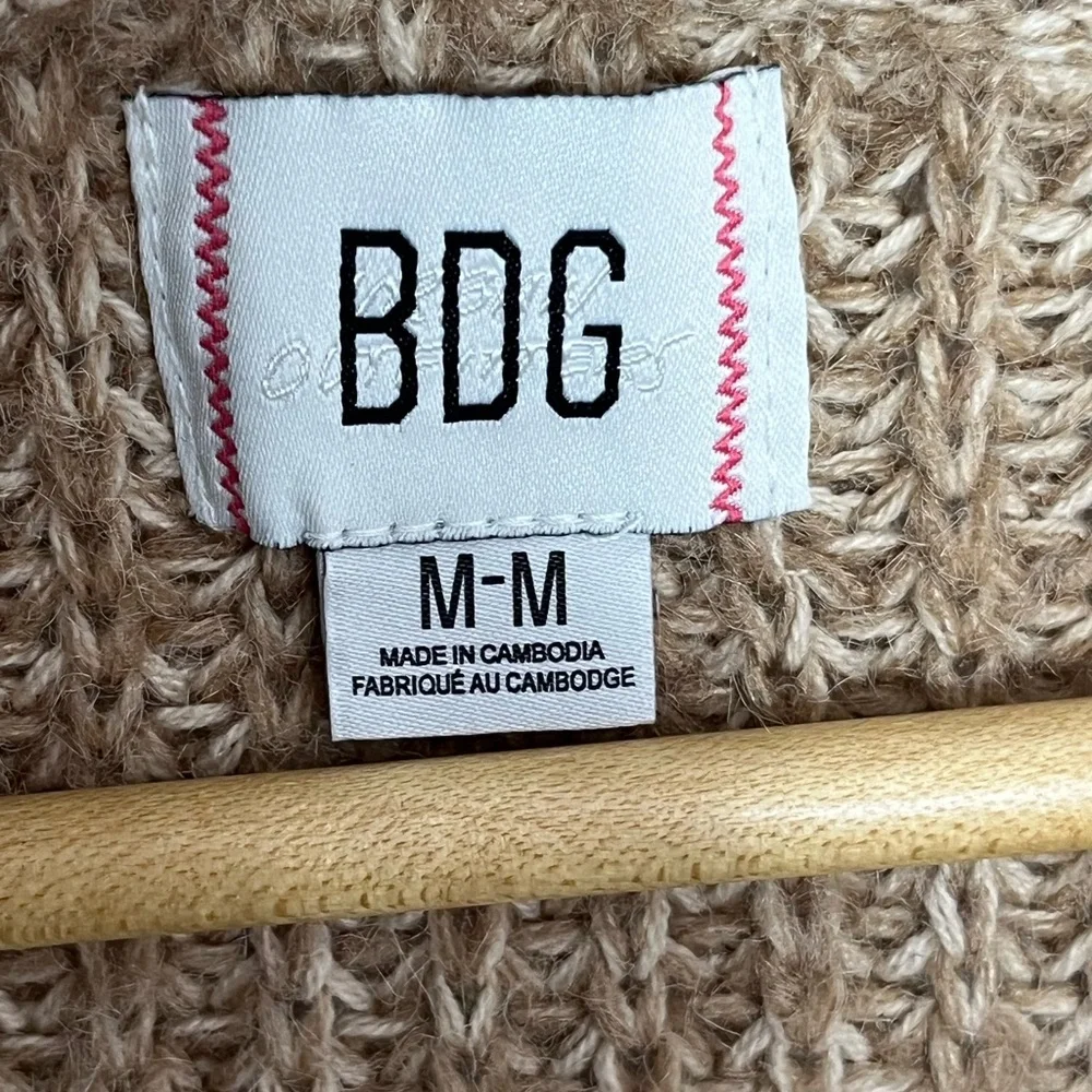 BDG Urban Outfitters Camel Knit Sweater Vest - Picture 3 of 6